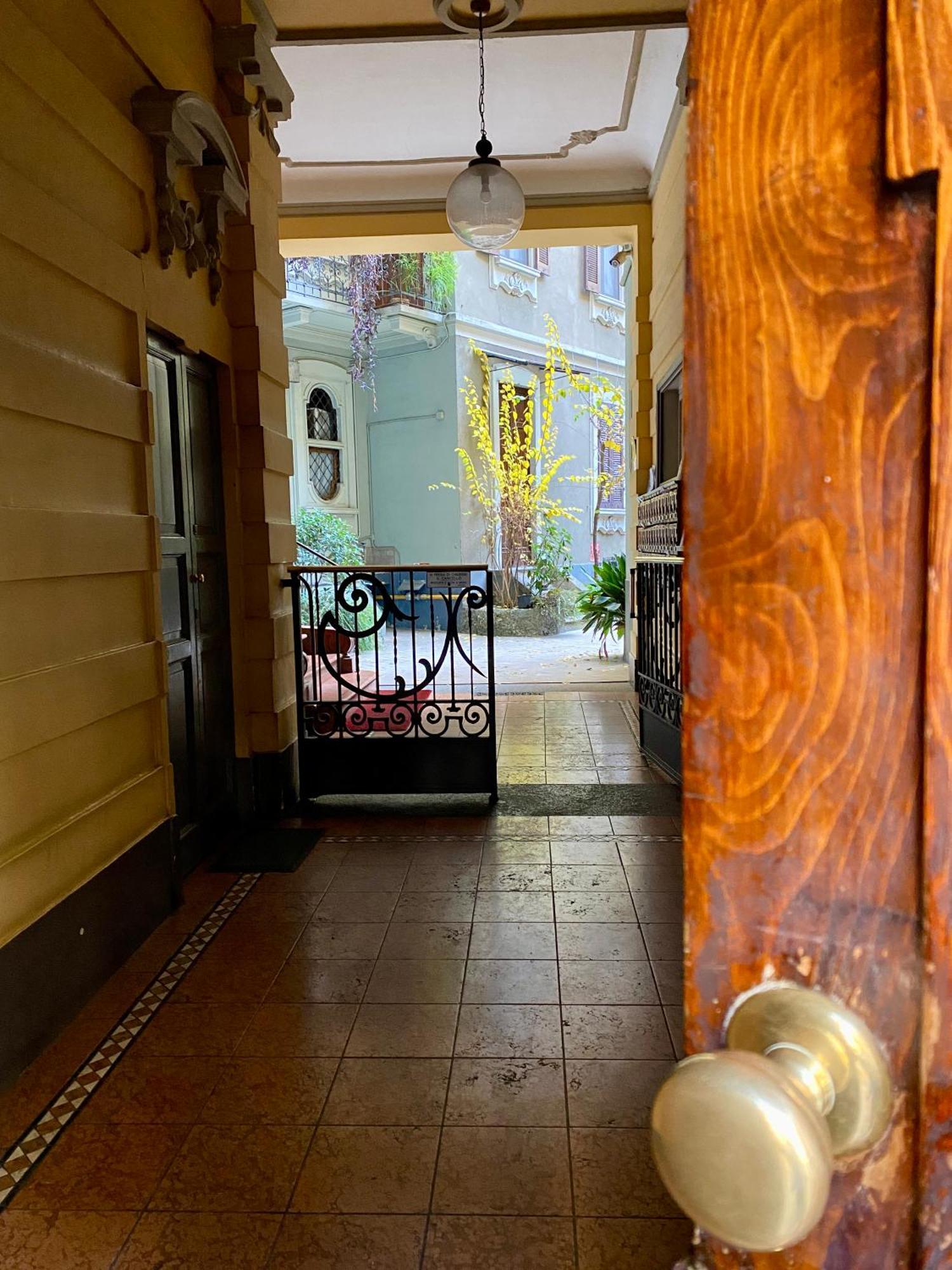Townhouse Milan Suite Εξωτερικό φωτογραφία